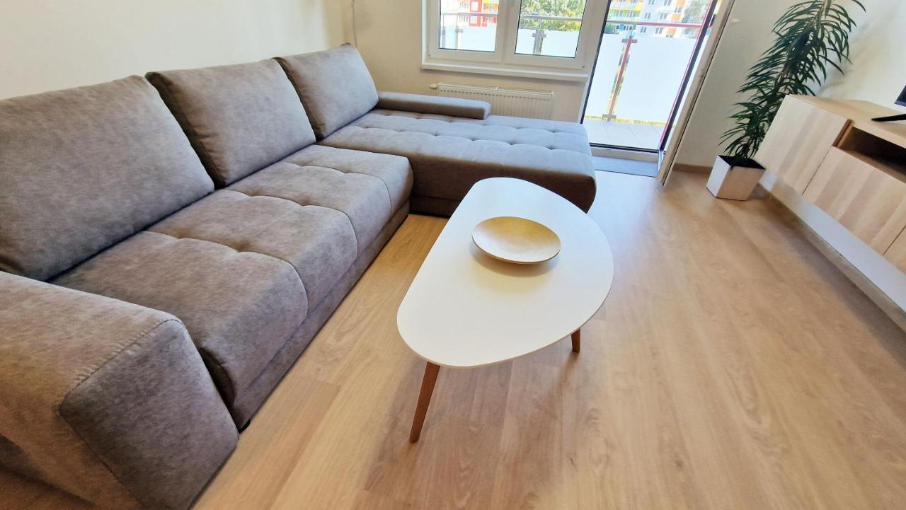 Luxo 2 Room Apartments By Bratislavatrip エクステリア 写真